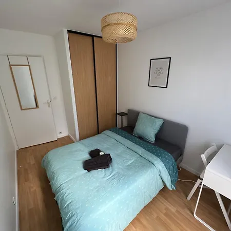 Cozy And Spacious 100 M2 1 Min From Rer D Appartement *